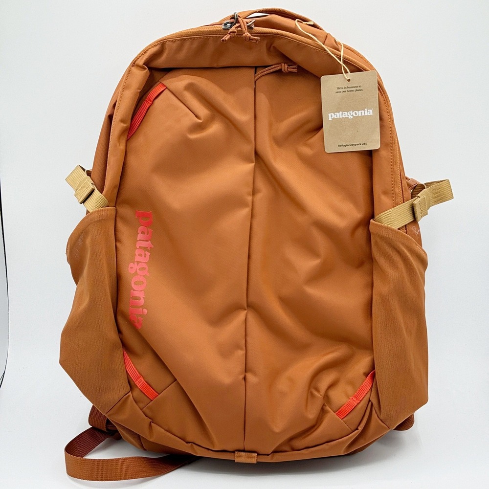 Patagonia Refugio Daypack 26L 'Robin Brown' 47912 / Hiking Laptop Backpack